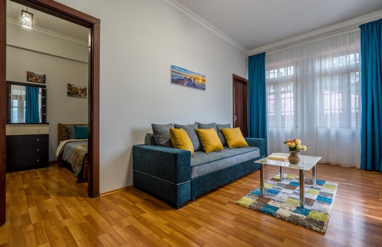 Golden View Apartment Тбілісі Екстер'єр фото
