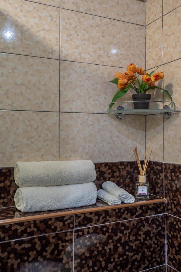 Golden View Apartment Тбілісі Екстер'єр фото